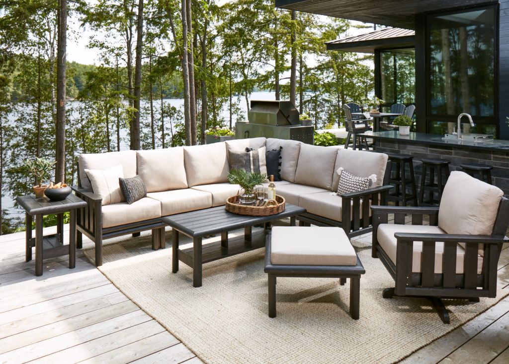 CRP - Stratford Large Ottoman DSO272