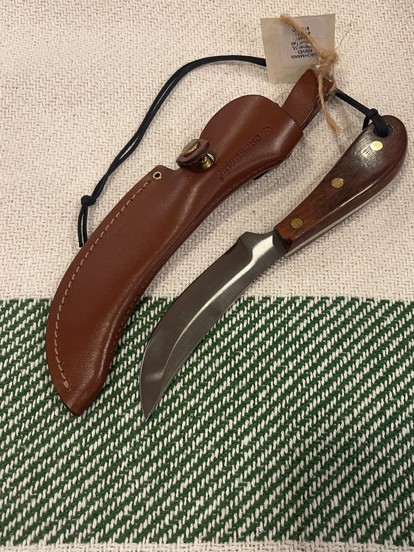 GROHMANN HUNTING -SKINNER -R101S, Button Tab Sheath/RSWD - $133.00