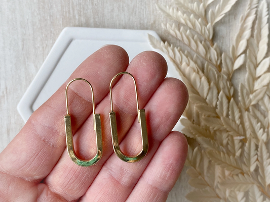 Agaveh Girl - Gold Minimalist Hoop Earrings